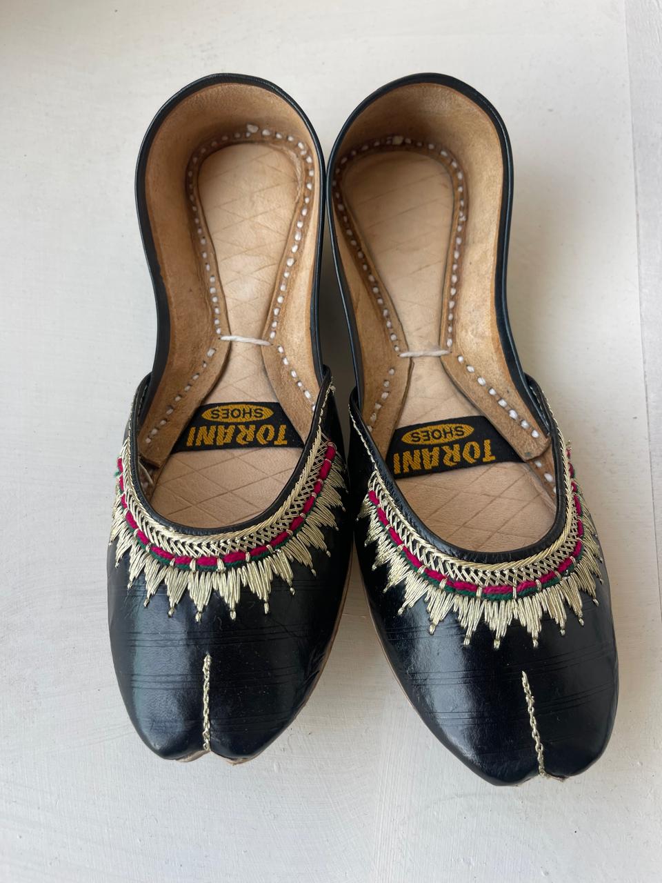 Black Tilla Work Khussa – toranipk